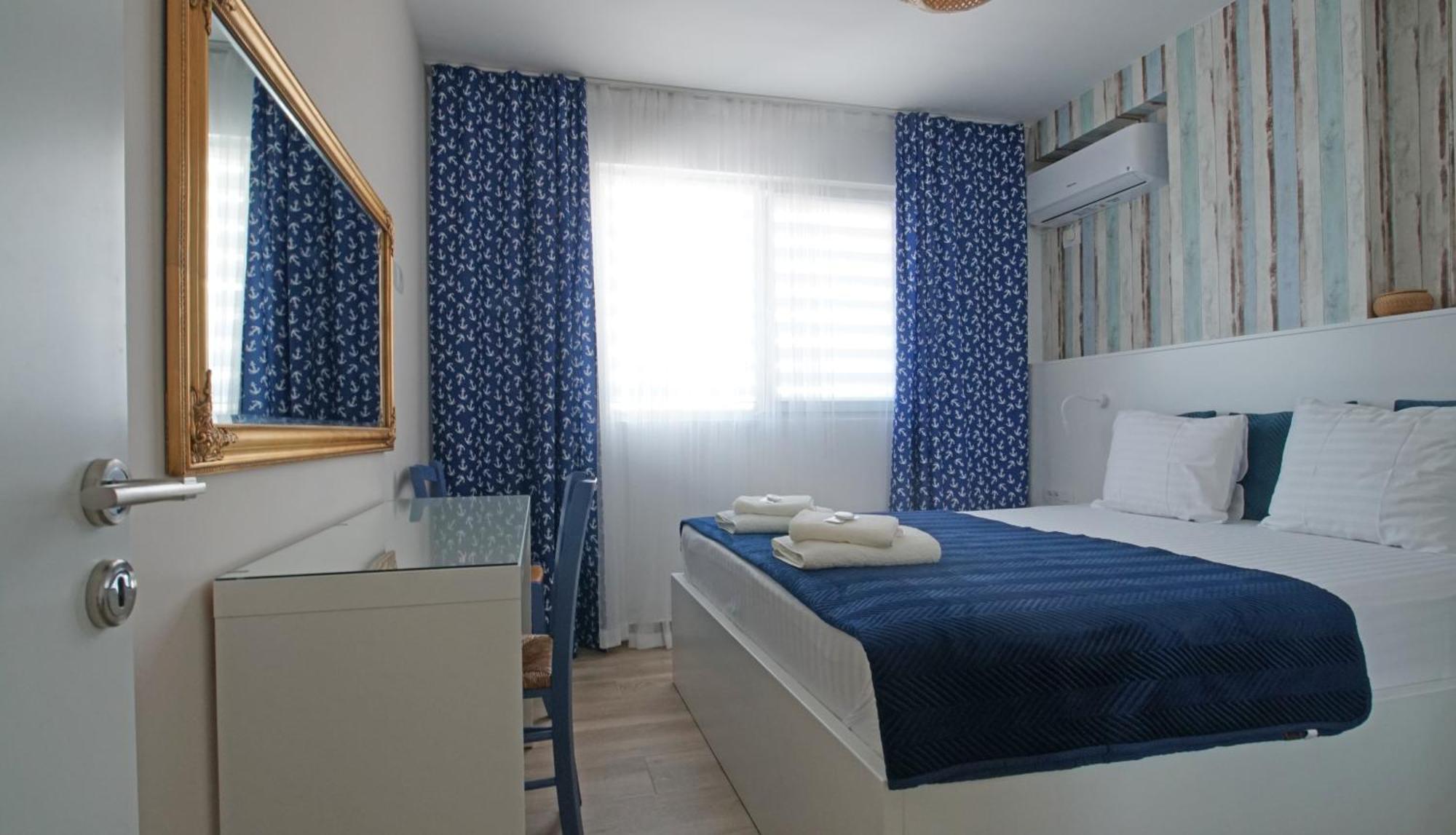 Blue Eye Apartment Sarandë Exterior foto